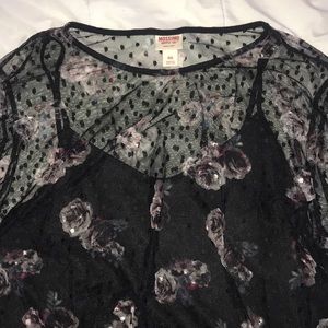 Mossimo XXL Black mesh floral bell sleeve top.